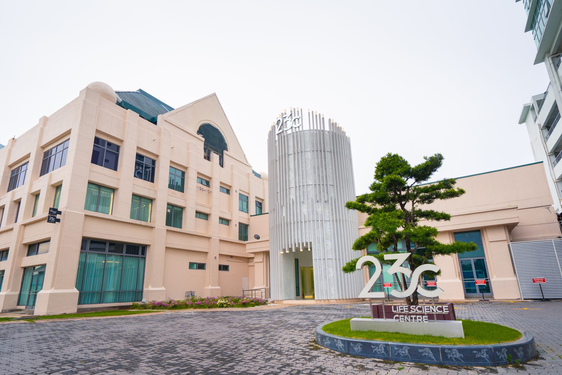 23C Life Science Centre exterior